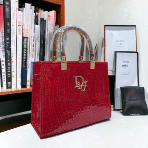 Glam Handle