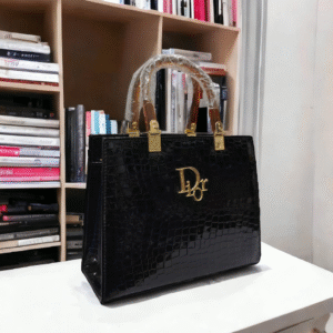 Glam Handle